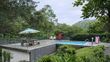 Alberca al aire libre