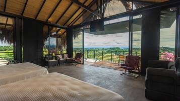 Family Cabin, 2 Queen Beds, Bathtub, Mountain View | Free WiFi