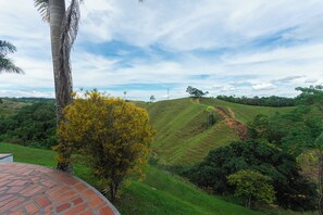 Khuôn viên nơi lưu trú