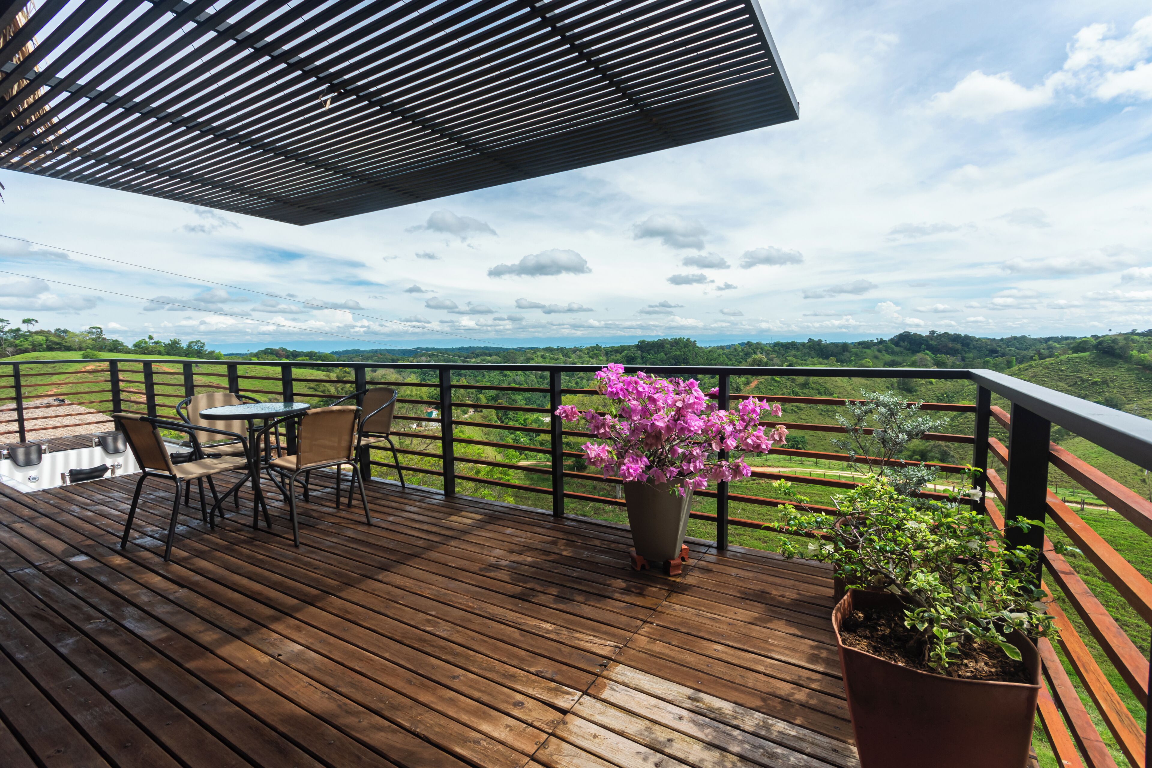 Family Cabin, 2 Queen Beds, Bathtub, Mountain View | Free WiFi