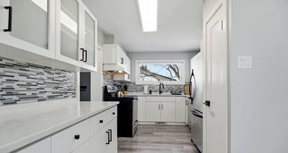 Renovated East St. Paul Home | 3 Bed | 1 Bath |