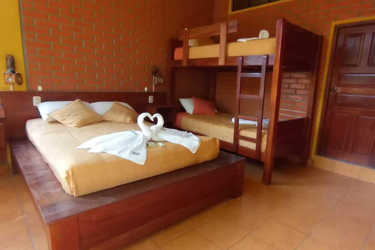 Habitación cuádruple estándar, vista al jardín