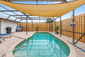 Pool - 2BR2BATH Venice Poolside Retreat (Venice)