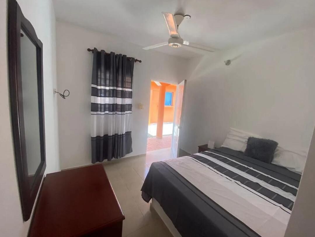 Eenvoudige kamer, terras