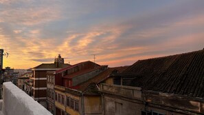 Property grounds - Chic 2BR Duplex by LovelyStay (Porto)