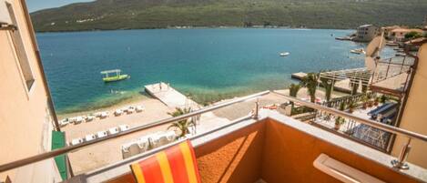 Huoneisto (One Bedroom Apartment with Balcony an) | Parveke