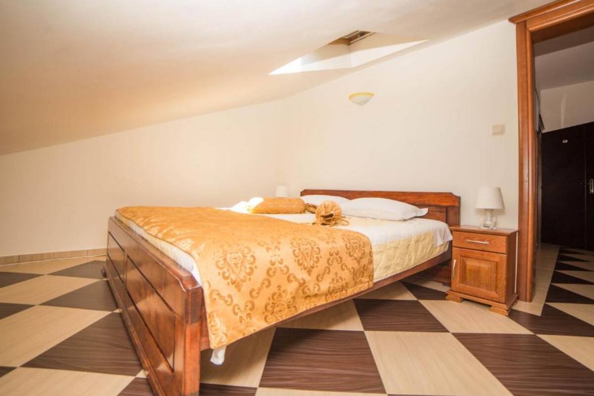 Departamento (One Bedroom Apartment)