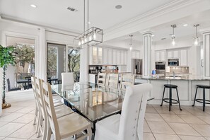 House, Multiple Beds (Villa Serendipity) | Dining - Villa Serendipity (Destin)
