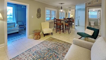 House (2 Bedrooms) | Property amenity