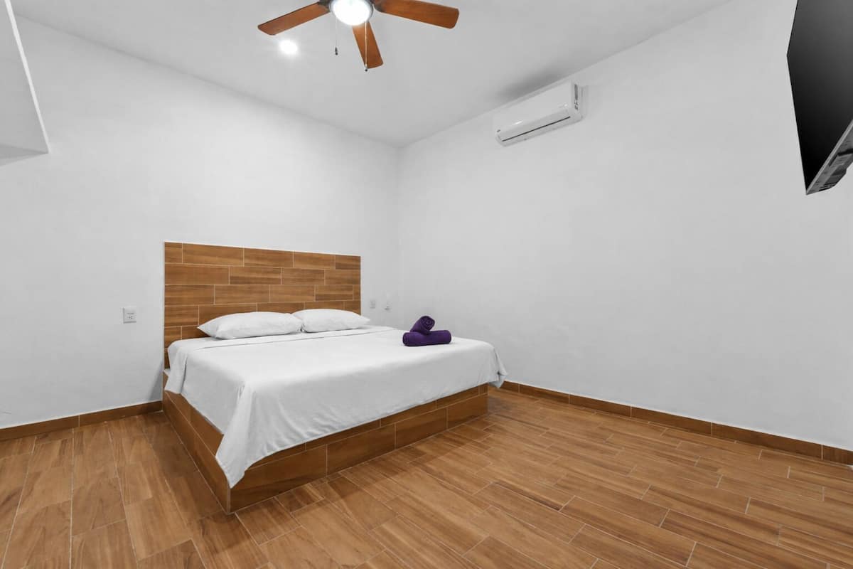 Classic Double Room, Pool View