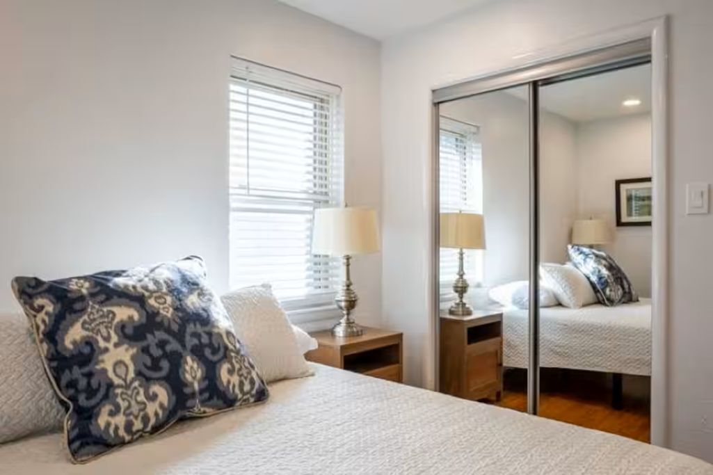 3 chambres, bureau, fer et planche à repasser, Wi-Fi gratuit