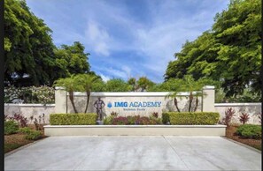 Property grounds - Near Beaches & IMG Academy, Mins to Downtown (Bradenton)