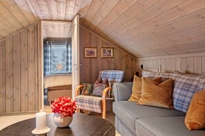 Travel cot, WiFi