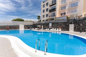 Pool - Modern 2BR Duplex · Ocean Views · Terrace · Pool (Callao Salvaje)