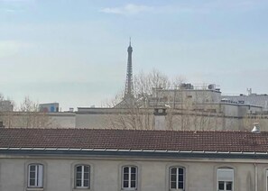 Miscellaneous - A BLEND OF CLASSIC PARISIAN CHARM, MODERN COMFORT AT RUE DE VAUGIRARD (Paris)