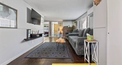 Beach Cottage w Hot Tub & Screened Porch!