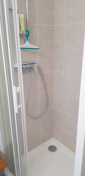 Bathroom - Golfe Juan charmant appartement garage proche mer (Vallauris)