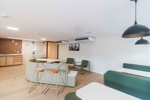 Business centre - Club Haas Brooklin (São Paulo)