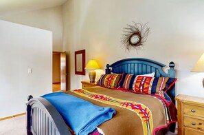 Room - Black Butte Ranch Hilltop Retreat (Sisters)