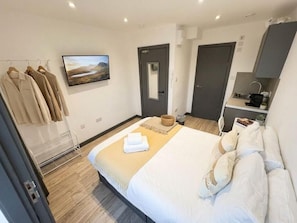1 bedroom - Tranquil Adults-only Studio Near Wood Green Metro (London)