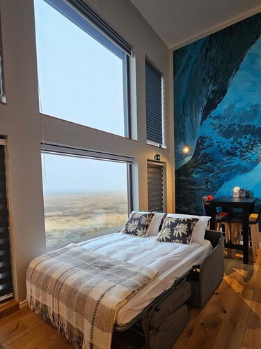 Cozy 1-bedroom studio