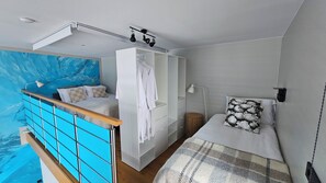 WiFi, bed sheets - Cozy 1-bedroom studio (Hella)