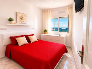 ChatGPT Image 21 jun 2026, 19_50_49 - 1 BR Sea View · Steps to Beach · Los Cristianos (Los Cristianos)