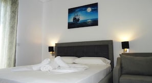 Deluxe Double or Twin Room, Balcony, City View - Hotel Keli (Ksamil)