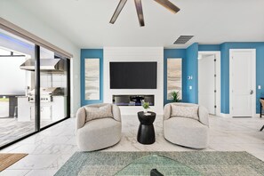 Games room - Theater | Themed Kids Bedrooms | Games Room | Private Pool (Kissimmee)