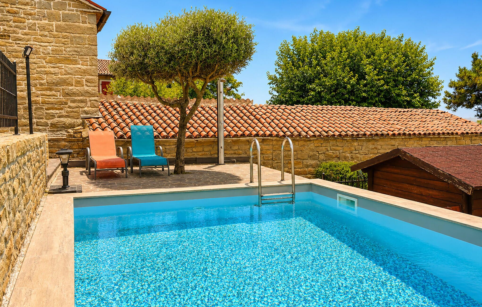 pool
