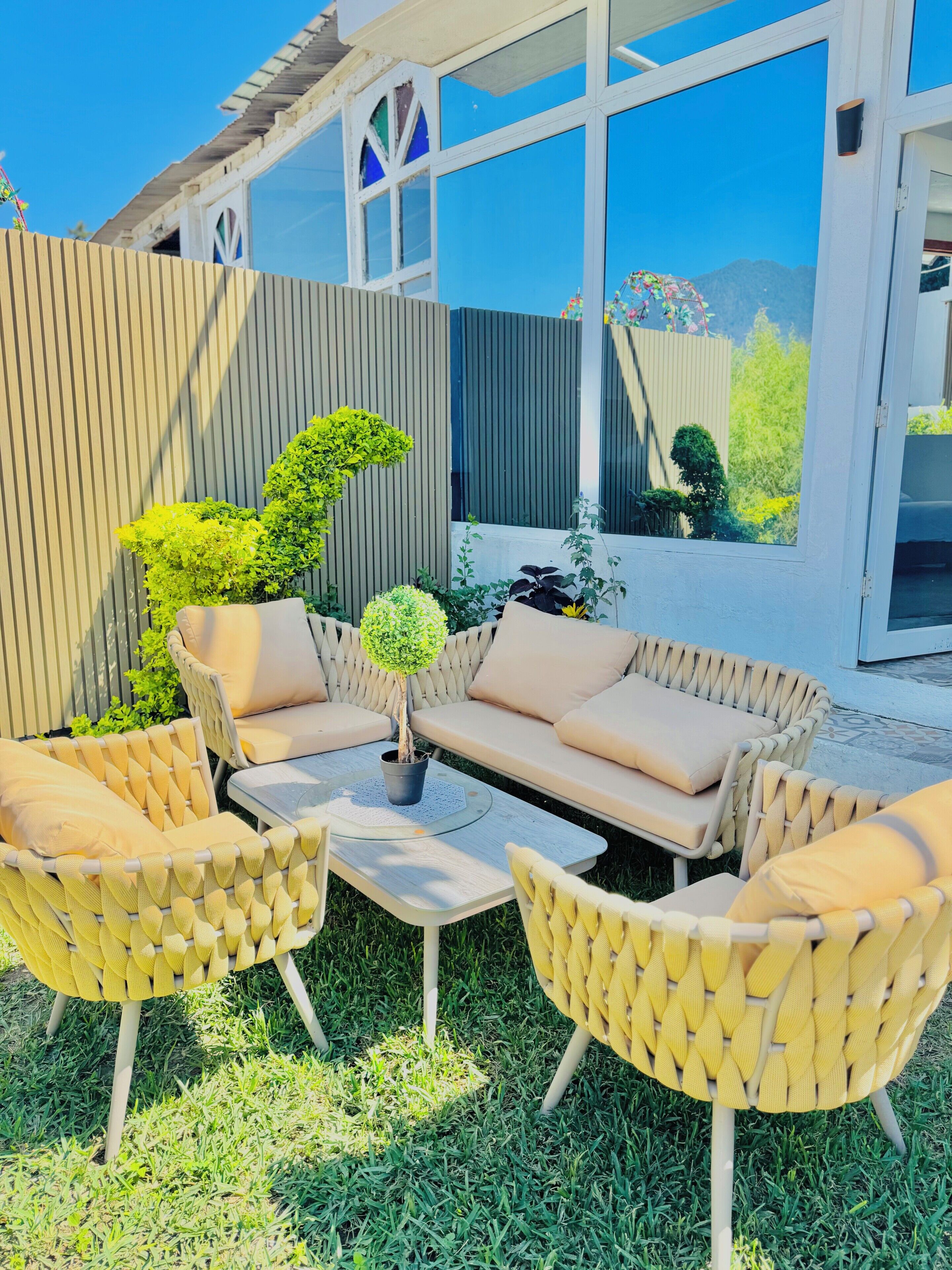 Estudi en suite clàssic, pati, vistes al llac | Terrassa o pati