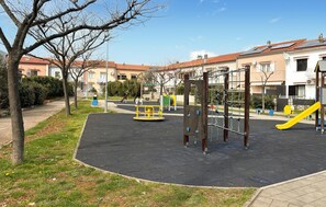 Children’s area - Stunning apartment in Omisalj with WiFi (Omisalj)