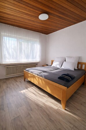 Room - Vrbo Property (Breddenberg)