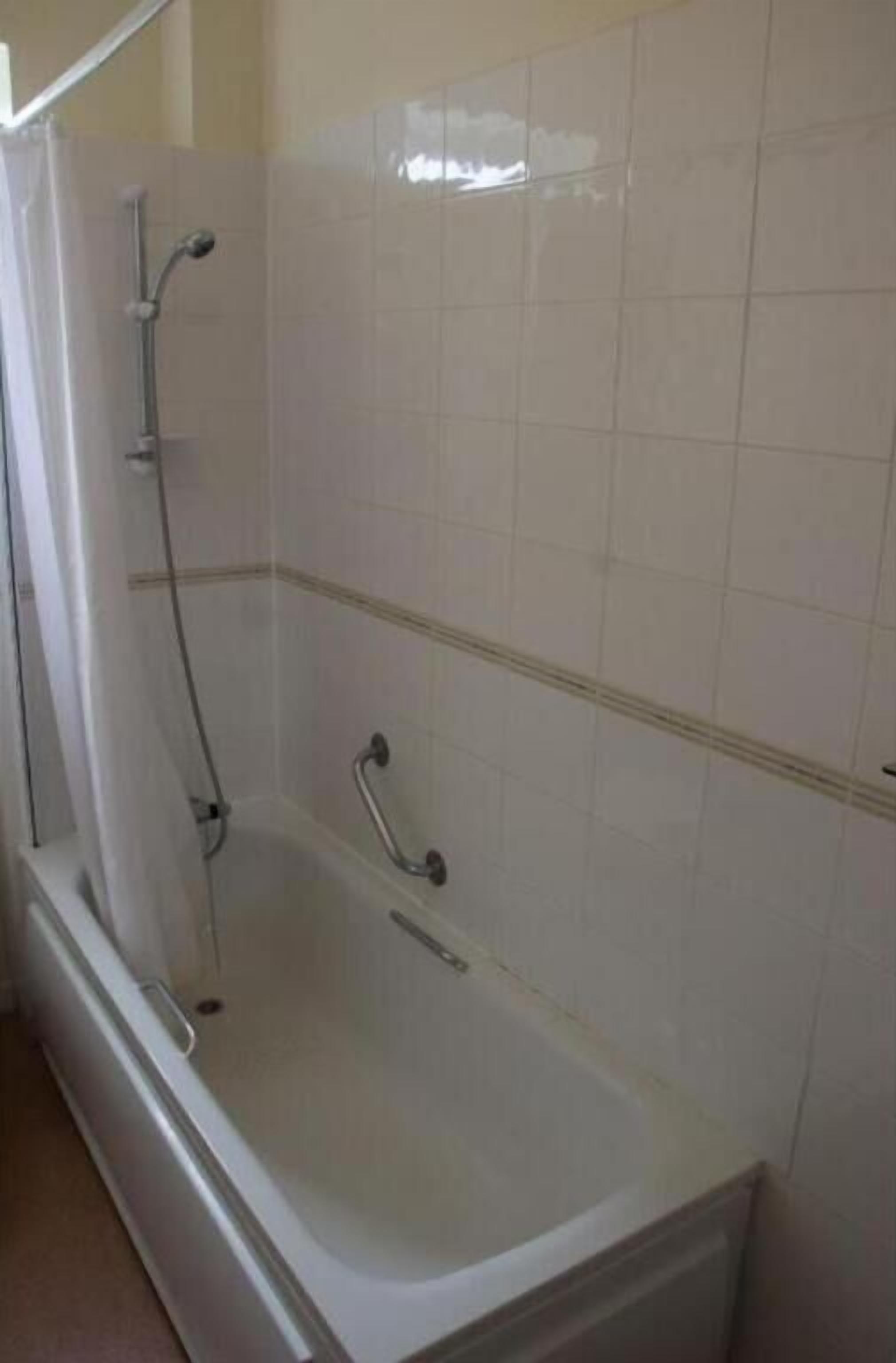 Room, 1 Bedroom, Smoking | Bathroom