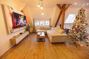 Fernseher, Kamin, Videospiele
