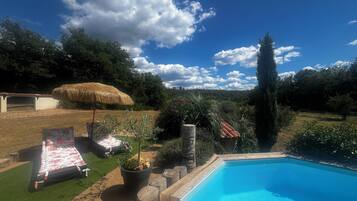 Piscine extérieure