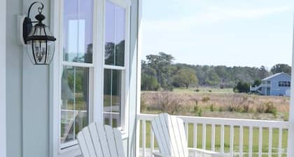Coastal Retreat Near Beaufort