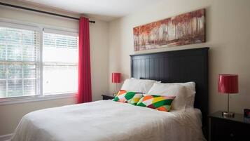 1 bedroom, iron/ironing board, internet, bed sheets