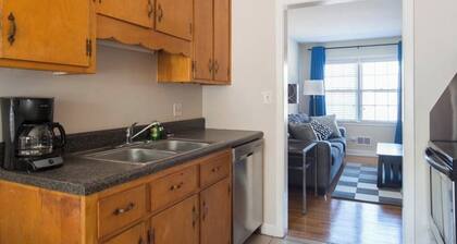 1-bdr near Uptown Charlotte, desirable Plaza Midwood/Commonwealth Neighborhood