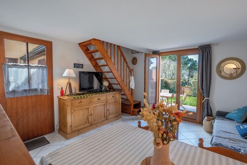 Cocon aux Mégalithes avec jardin et piscine
