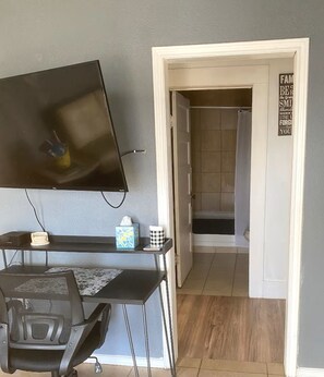 1 Schlafzimmer, Bügeleisen/Bügelbrett, WLAN, Bettwäsche