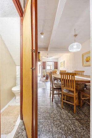 Dining - Bromelia House, 15 minutes from the Historic Center (Paraty)