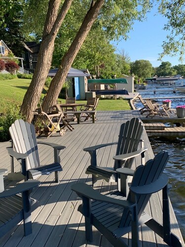 Sunset Cottage on Silver Lake