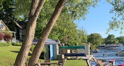 Sunset Cottage on Silver Lake