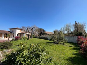 Property grounds - Bright family house in La Teste-de-Buch (La Teste-de-Buch)