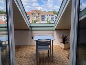 Outdoor dining - Bright apartment, parking - 6 guests in Arcachon (Arcachon)