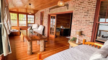 3 dormitorios, tabla de planchar con plancha, wifi y ropa de cama