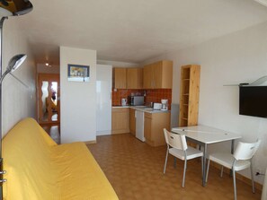 Interior - Modern studio cabin near beach and shops with private parking (La Grande-Motte)