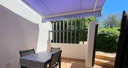 Villa confortable 2 piÚces proche plage, calme, parking privé