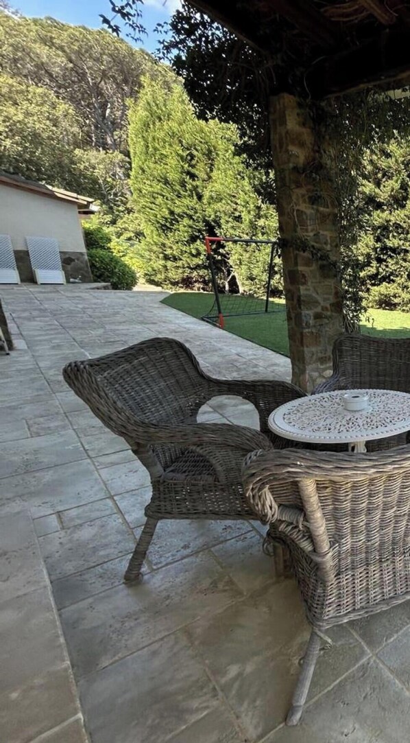 Outdoor dining - House with pool, pets welcome - 7 guests (Calonge)